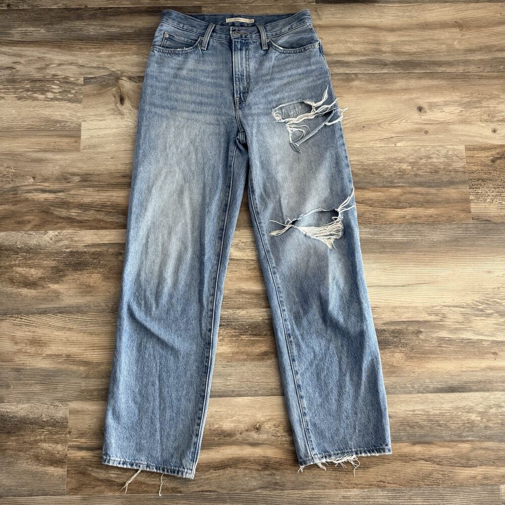 Levi’s ‘94 Baggy Jeans Size 26 Light Blue Wash Distressed Women’s